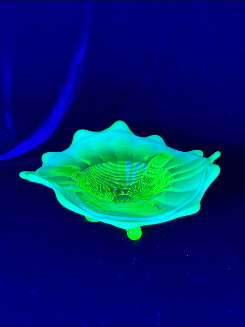 Antique Northwood Klondyke Opalescent Vaseline Glass Footed Bowl